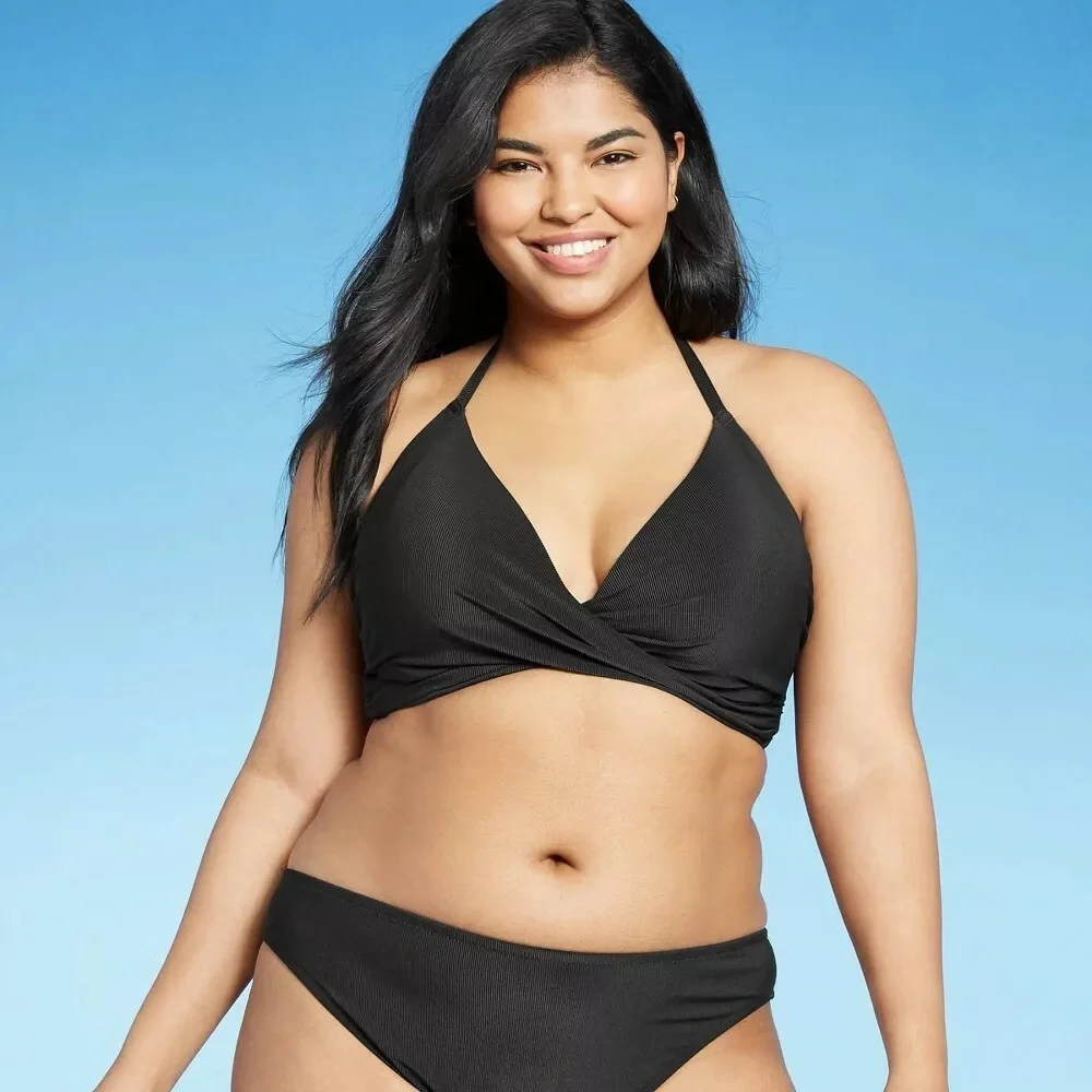 Shade and Shore Ribbed Twist Wrap-Front Bikini Top - Picture 4 of 11